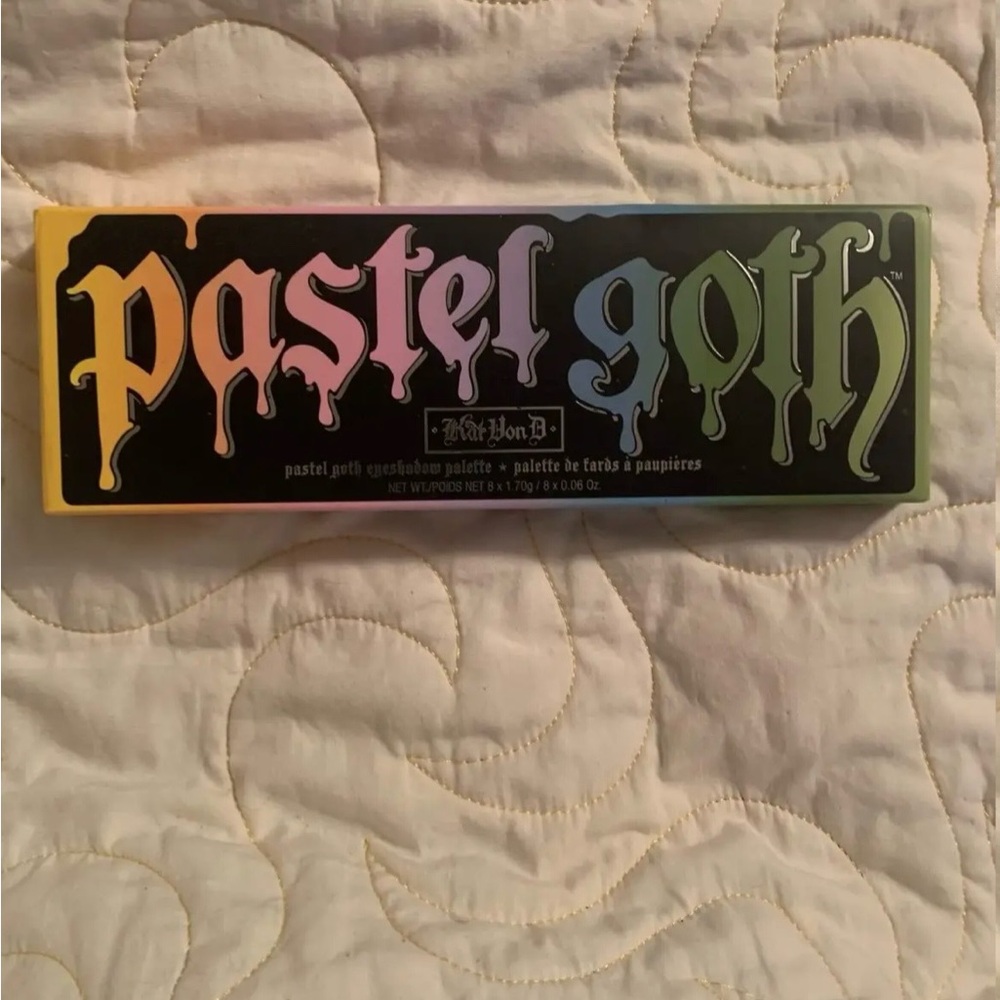 Kat Von D Pastel Goth Eyeshadow Palette - Rainbow Pastels